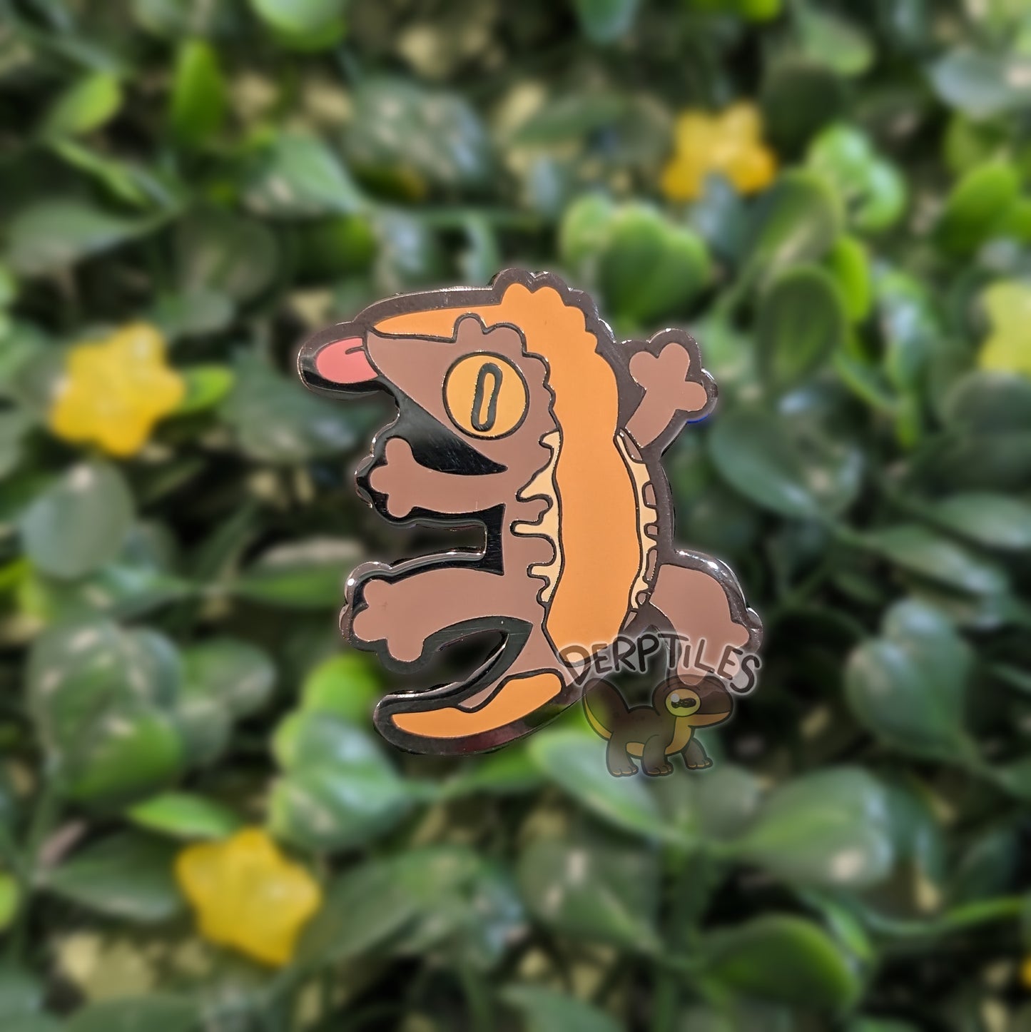 Crested Gecko Enamel Pin