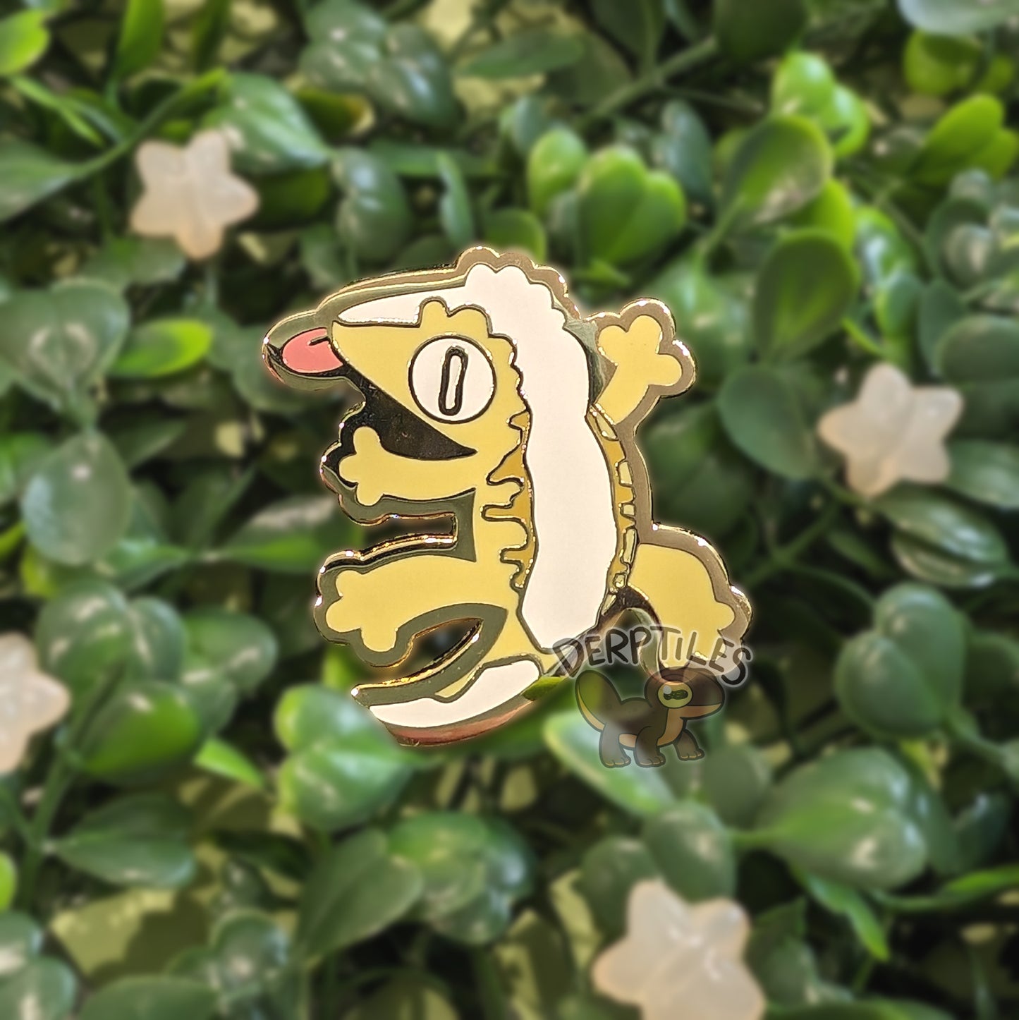 Crested Gecko Enamel Pin