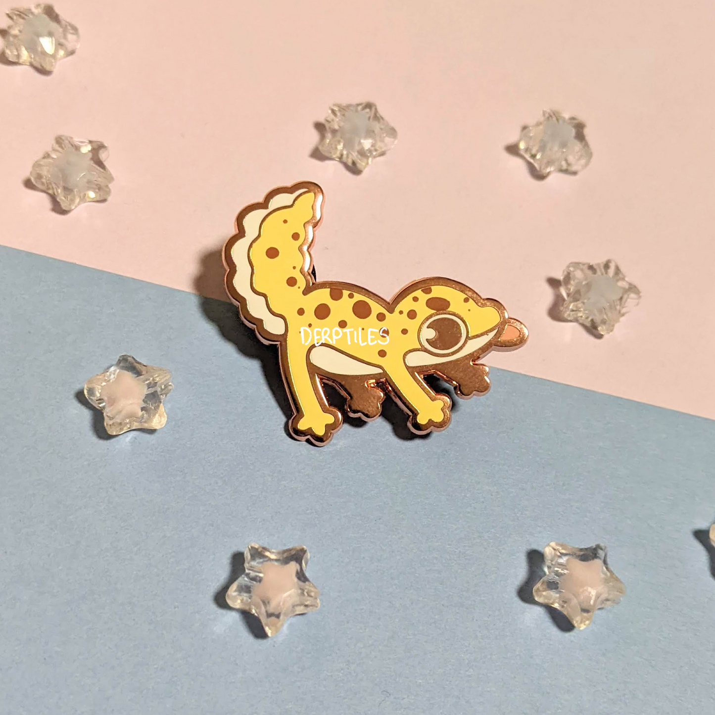 Lep Geck Enamel Pin