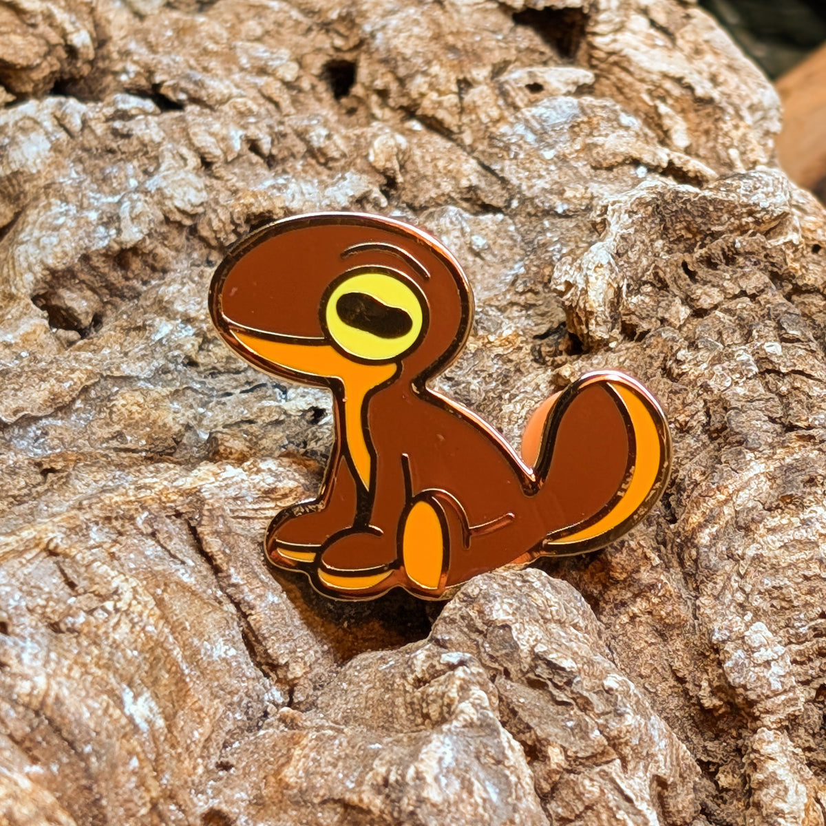 Noot Enamel Pin
