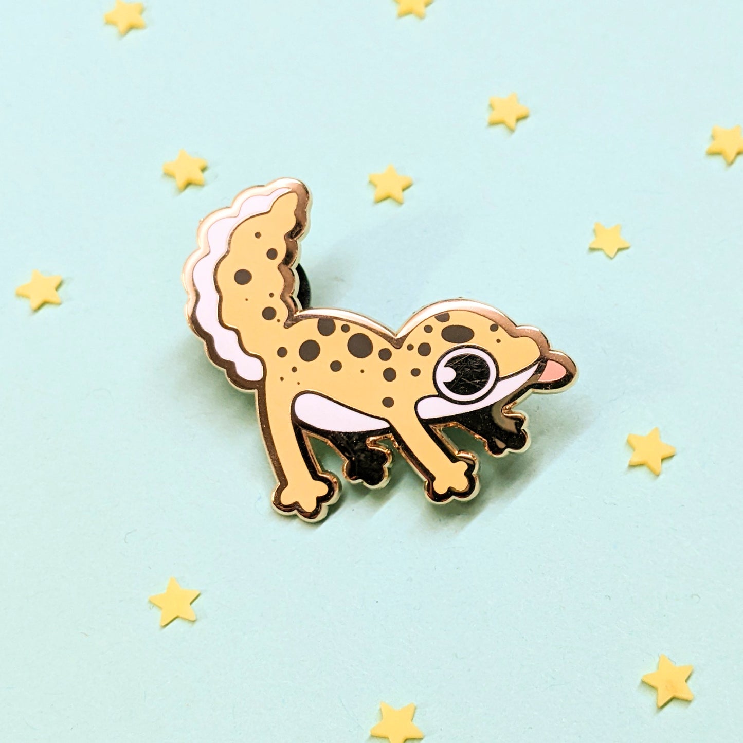 Lep Geck Enamel Pin